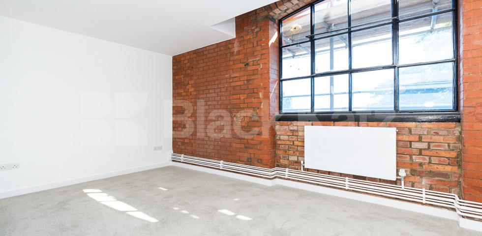 			VIRTUAL TOUR AVAILABLE!, 2 Bedroom, 1 bath, 1 reception Apartment			 DOVE ROAD , CANONBURY-ISLINGTON